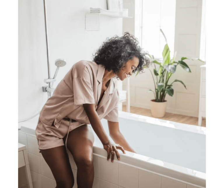 8 Tips to Make Your Bathroom Smell Good always | Wutarick Store